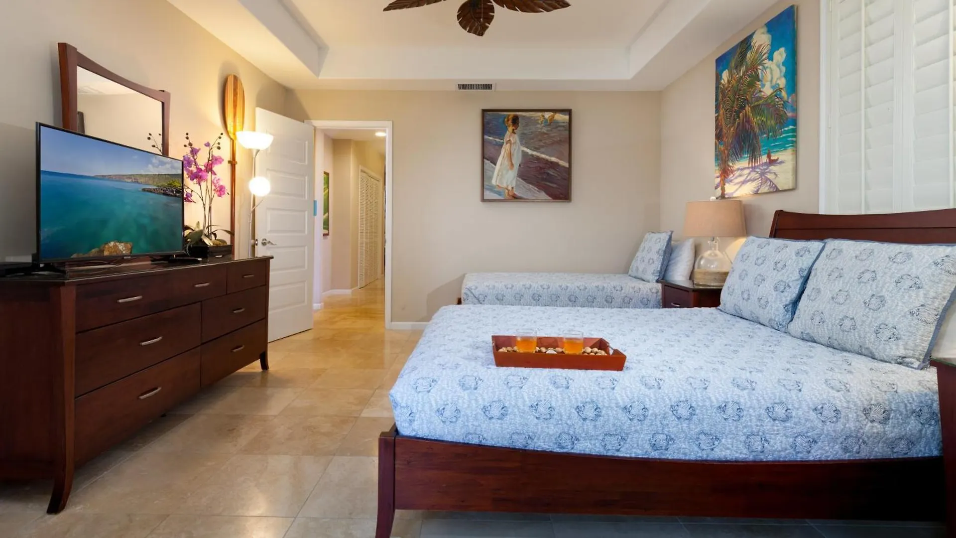 Дом отдыха Ohana Treasure Art-Filled 4Br Home With Bikes Next To Kamilo Pools Ваиколоа-Виллидж